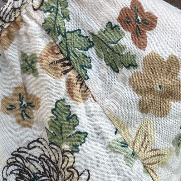 Angel Dear Floral Linen Romper NWT - Picture 4 of 8